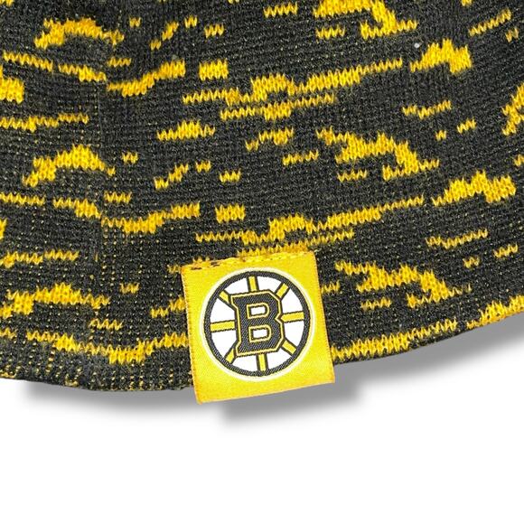Boston Bruins New Era NHL Beanie Hat Cap Skull Knit Reversible Hockey OS Black - Picture 9 of 12